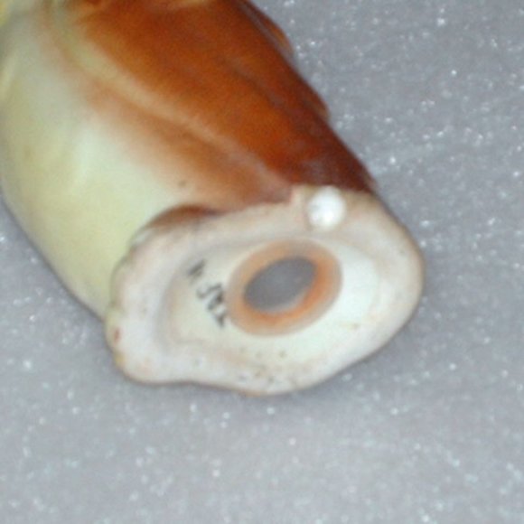 Vintage porcelain owl salt & pepper shaker set - Picture 5 of 8